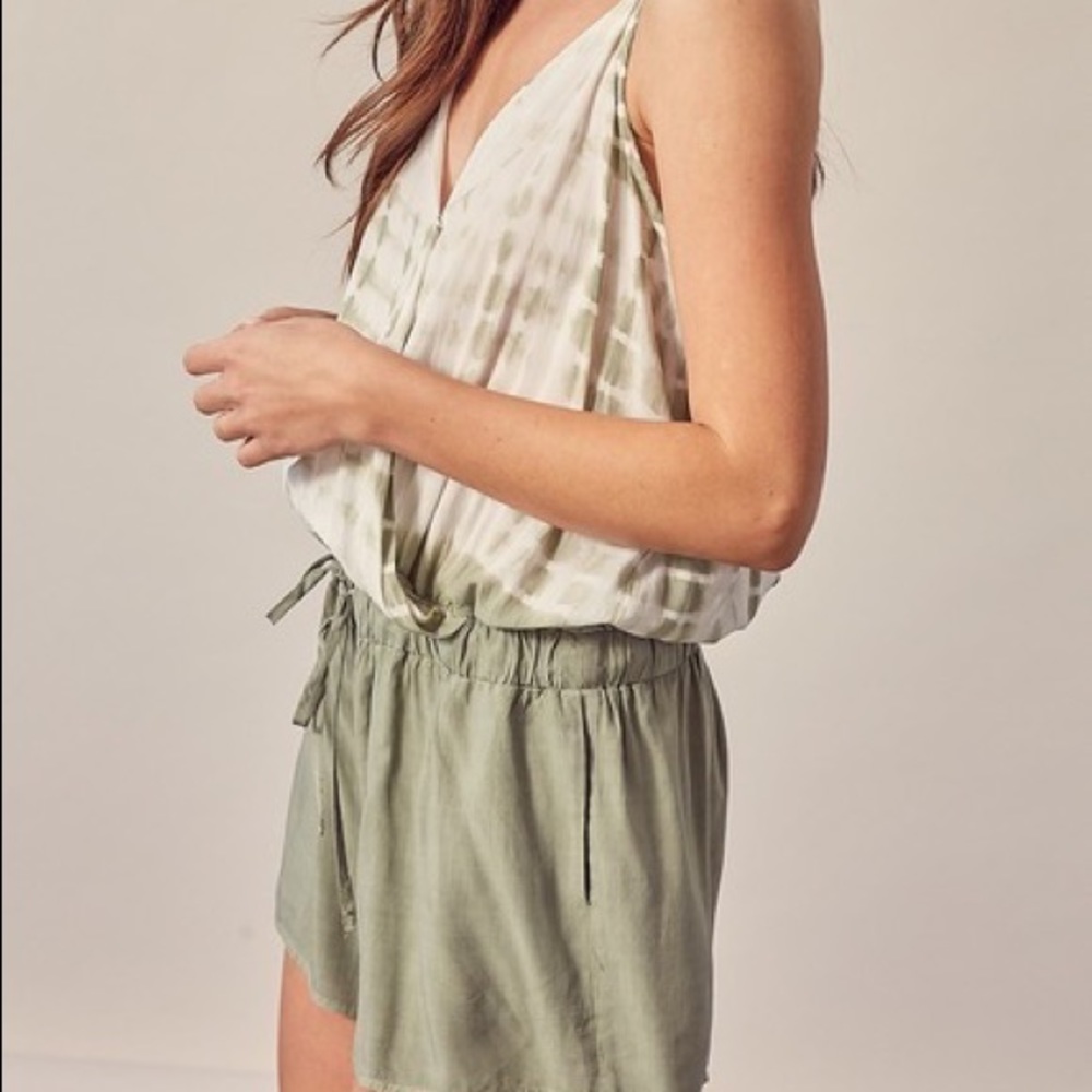 NWT Boutique Tie Dye Romper Olive Green Size Small Chic Vacation Style